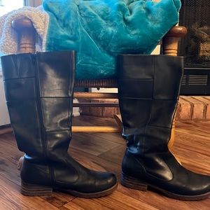 Womens Tara black boots size 8